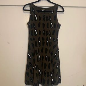 Nooworks NWT Dots stretchy fitted dress- sz Small